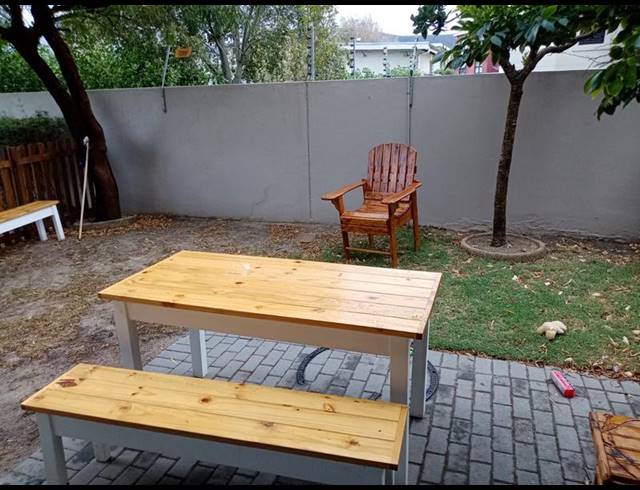 2 BEDROOM PROPERTY TO RENT IN BURGUNDY ESTATE